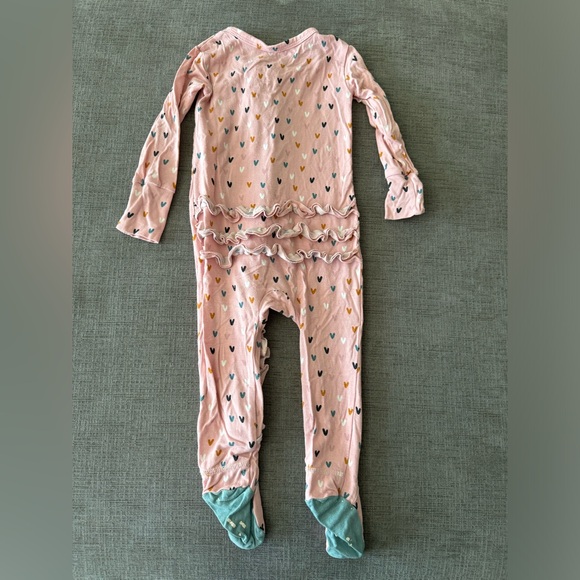 Posh Peanut Footie - Picture 2 of 4